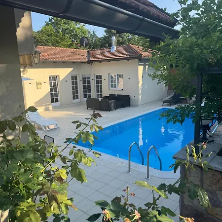 Relax Misevici Villa