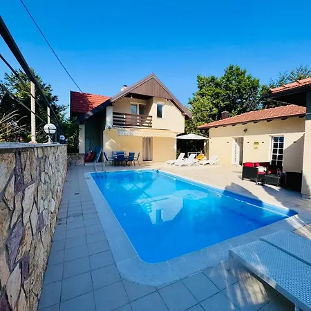 Relax Misevici Villa